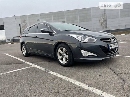 Hyundai i40 2013  випуску Рівне з двигуном 1.7 л дизель універсал механіка за 10400 долл. 