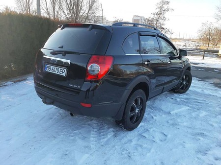 Chevrolet Captiva 2008  випуску Харків з двигуном 3.2 л  позашляховик автомат за 9000 долл. 