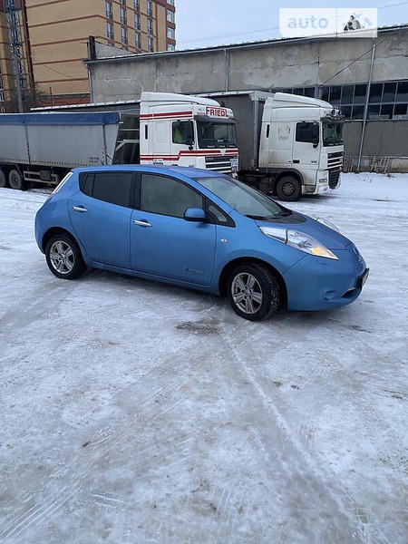 Nissan Leaf 2012  випуску Тернопіль з двигуном 0 л електро хэтчбек автомат за 6600 долл. 