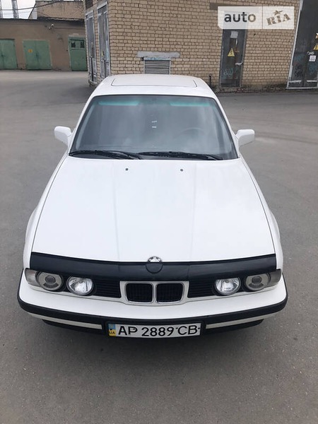 BMW 525 1990  випуску Запоріжжя з двигуном 2.5 л  седан механіка за 4200 долл. 