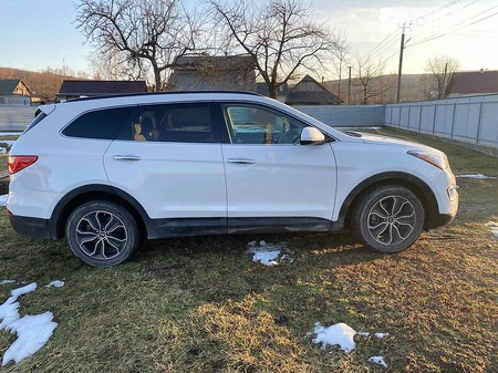 Hyundai Grand Santa Fe 2015  випуску Чернівці з двигуном 3.3 л бензин позашляховик автомат за 19000 долл. 