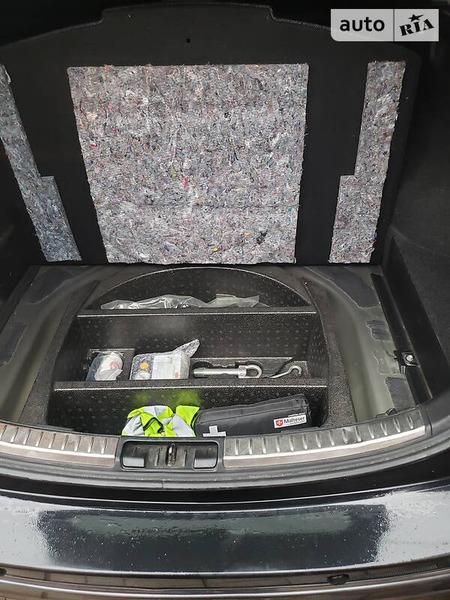 Toyota Auris 2013  випуску Суми з двигуном 1.8 л гібрид універсал автомат за 13500 долл. 