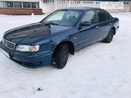 Nissan Maxima 1995  випуску Київ з двигуном 2 л  седан механіка за 2800 долл. 