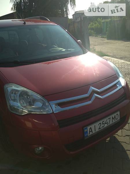 Citroen Berlingo 2011  випуску Київ з двигуном 1.6 л бензин універсал механіка за 8500 долл. 