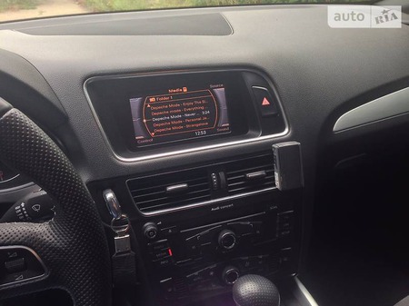 Audi Q5 2010  випуску Запоріжжя з двигуном 2 л бензин позашляховик автомат за 18000 долл. 