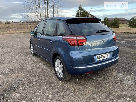 Citroen C4 Picasso 2011  випуску Житомир з двигуном 1.6 л дизель універсал механіка за 7100 долл. 