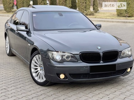 BMW 745 2005  випуску Чернівці з двигуном 4.4 л дизель седан автомат за 10700 долл. 