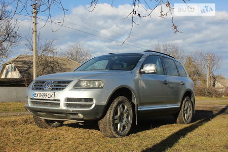 Volkswagen Touareg 2006  випуску Хмельницький з двигуном 3 л дизель універсал автомат за 12500 долл. 