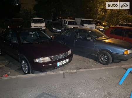 Audi A4 Limousine 1995  випуску Київ з двигуном 1.9 л дизель седан механіка за 3850 долл. 