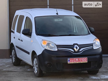 Renault Kangoo 2015  випуску Дніпро з двигуном 1.5 л дизель мінівен механіка за 9899 долл. 