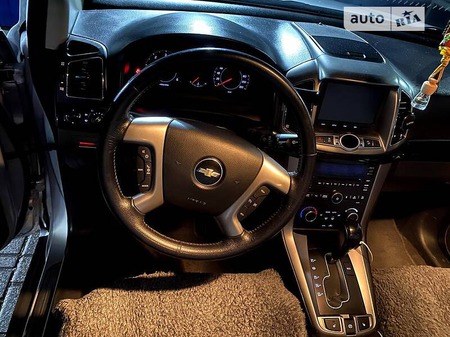 Chevrolet Captiva 2012  випуску Харків з двигуном 2.2 л дизель позашляховик автомат за 9700 долл. 