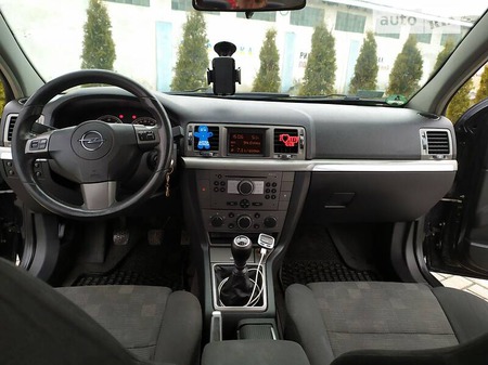 Opel Vectra 2007  випуску Житомир з двигуном 1.9 л дизель хэтчбек механіка за 7100 долл. 