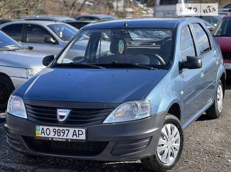 Dacia Logan 2008  випуску Ужгород з двигуном 1.4 л бензин седан механіка за 4250 долл. 