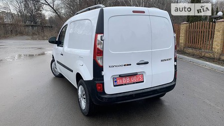 Renault Kangoo 2017  випуску Дніпро з двигуном 1.5 л дизель мінівен механіка за 9499 долл. 