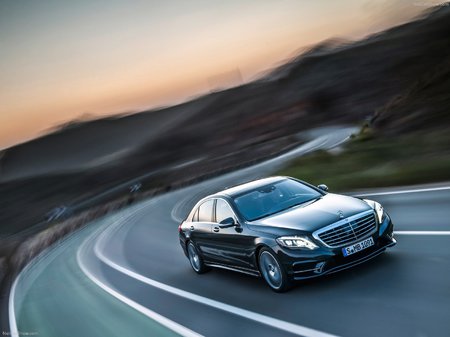 Mercedes-Benz S 350 2022  випуску  з двигуном 3 л дизель седан автомат за 3257276 грн. 