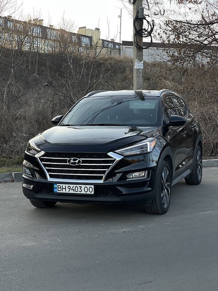 Hyundai Tucson 2019  випуску Одеса з двигуном 2.4 л  седан автомат за 26300 долл. 