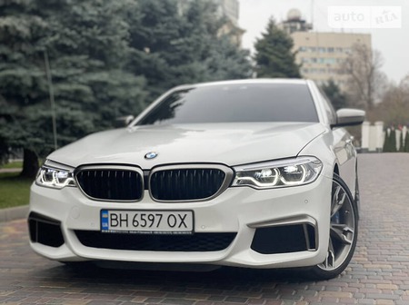 BMW 550 2018  випуску Одеса з двигуном 4.4 л бензин седан автомат за 57900 долл. 
