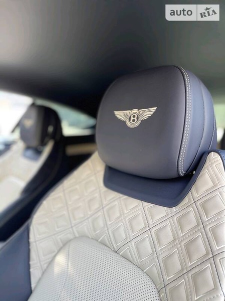 Bentley Continental GT 2018  випуску Київ з двигуном 6 л бензин купе автомат за 290000 долл. 