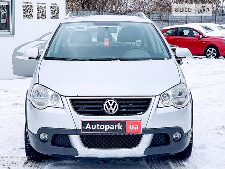 Volkswagen CrossPolo 2007  випуску Харків з двигуном 0 л бензин хэтчбек автомат за 7590 долл. 