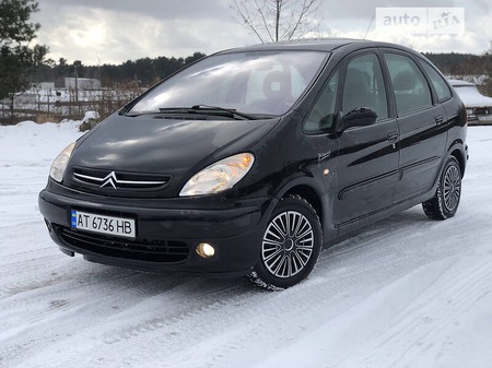 Citroen Xsara Picasso 2003  випуску Львів з двигуном 1.8 л бензин універсал механіка за 4200 долл. 