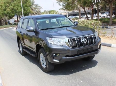 Toyota Land Cruiser Prado 2021  випуску  з двигуном 4 л бензин позашляховик автомат за 1711088 грн. 