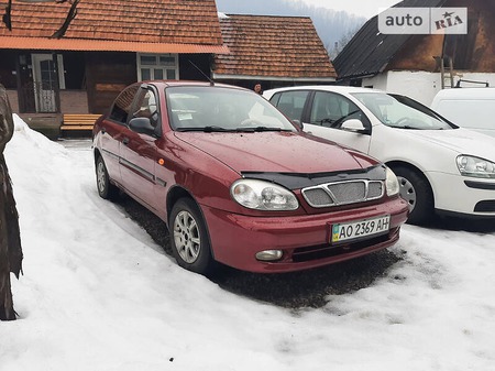 Daewoo Lanos 2006  випуску Ужгород з двигуном 1.6 л бензин седан механіка за 2950 долл. 