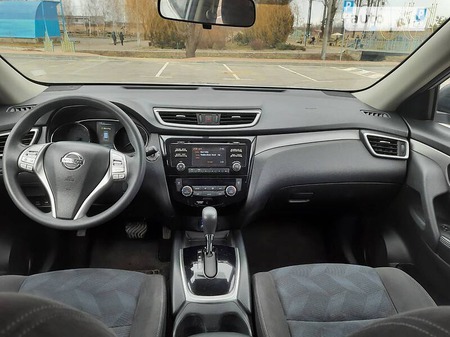 Nissan Rogue 2014  випуску Рівне з двигуном 2.5 л бензин позашляховик автомат за 14999 долл. 