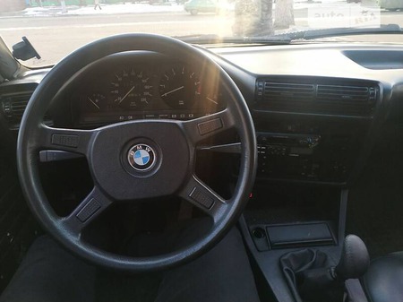 BMW 318 1983  випуску Дніпро з двигуном 1.8 л  купе механіка за 1850 долл. 