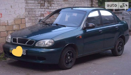 Daewoo Lanos 2005  випуску Київ з двигуном 1.5 л бензин седан механіка за 2500 долл. 