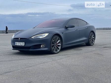 Tesla S 2017  випуску Київ з двигуном 0 л електро ліфтбек  за 75000 долл. 