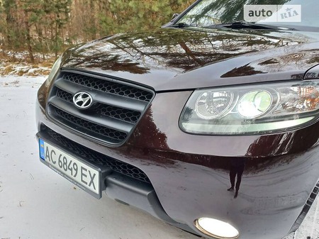 Hyundai Santa Fe 2006  випуску Луцьк з двигуном 2.2 л дизель позашляховик механіка за 10350 долл. 