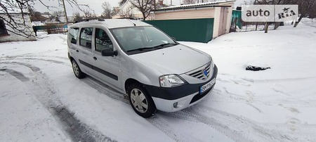 Dacia Logan 2008  випуску Чернігів з двигуном 1.6 л бензин універсал механіка за 6700 долл. 
