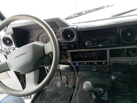 Toyota Land Cruiser 1994  випуску Чернігів з двигуном 2.4 л  позашляховик механіка за 5500 долл. 
