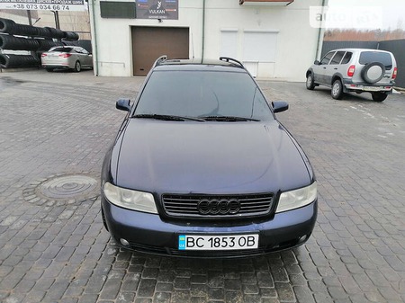 Audi A4 Limousine 2001  випуску Львів з двигуном 1.9 л дизель універсал механіка за 4800 долл. 