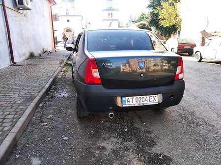 Dacia Logan 2008  випуску Івано-Франківськ з двигуном 1.4 л  седан механіка за 5200 долл. 