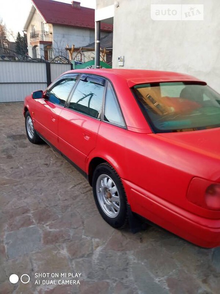 Audi 100 1993  випуску Тернопіль з двигуном 2 л  седан  за 3599 долл. 