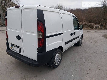 Fiat Doblo 2013  випуску Черкаси з двигуном 1.3 л дизель мінівен механіка за 4400 долл. 