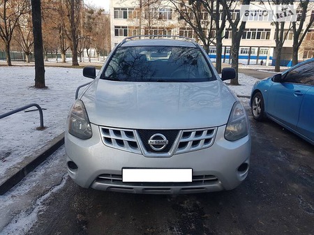 Nissan Rogue 2014  випуску Харків з двигуном 2.5 л бензин позашляховик автомат за 10500 долл. 