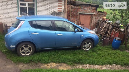 Nissan Leaf 2012  випуску Суми з двигуном 0 л електро хэтчбек  за 6900 долл. 