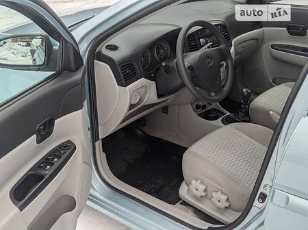 Hyundai Accent 2008  випуску Чернігів з двигуном 1.4 л  седан механіка за 5150 долл. 