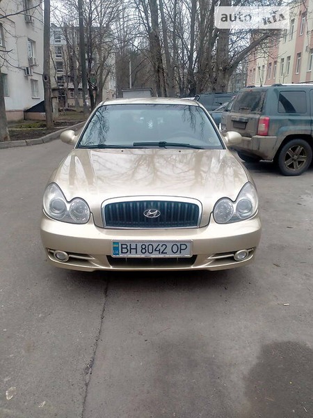 Hyundai Sonata 2002  випуску Одеса з двигуном 2.7 л бензин седан автомат за 5000 долл. 