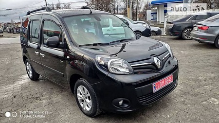 Renault Kangoo 2016  випуску Дніпро з двигуном 1.5 л дизель мінівен механіка за 13800 долл. 