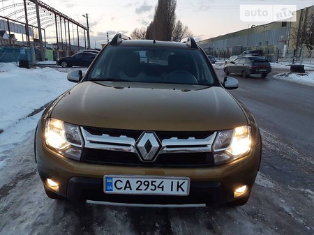 Renault Duster 2017  випуску Черкаси з двигуном 1.6 л бензин позашляховик механіка за 13950 долл. 