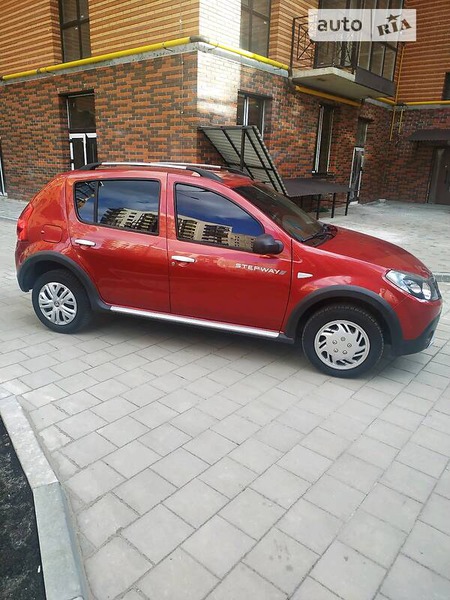 Dacia Sandero Stepway 2010  випуску Івано-Франківськ з двигуном 1.6 л бензин хэтчбек механіка за 6150 долл. 