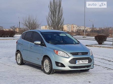 Ford C-Max 2014  випуску Дніпро з двигуном 2 л гібрид мінівен автомат за 13500 долл. 