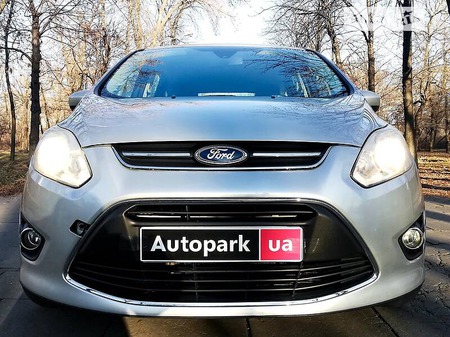 Ford C-Max 2014  випуску Запоріжжя з двигуном 1 л бензин універсал механіка за 9399 долл. 