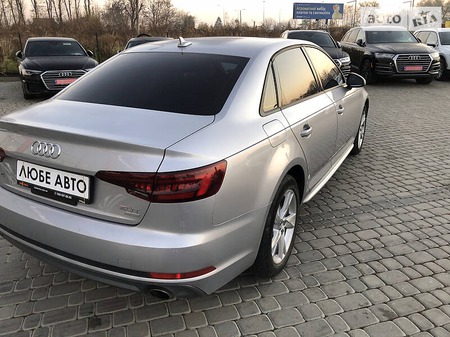 Audi A4 Limousine 2018  випуску Львів з двигуном 2 л бензин седан автомат за 21900 долл. 