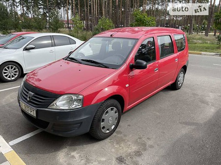 Dacia Logan MCV 2009  випуску Миколаїв з двигуном 1.4 л бензин універсал автомат за 6000 долл. 