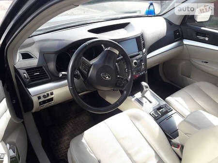 Subaru Outback 2013  випуску Київ з двигуном 2 л дизель універсал автомат за 14700 долл. 