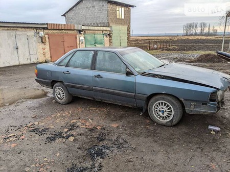 Audi 100 1988  випуску Луцьк з двигуном 0 л  седан механіка за 750 долл. 